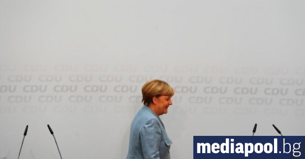 Ангела Меркел Германският канцлер Ангела Меркел започна преговори с по малки