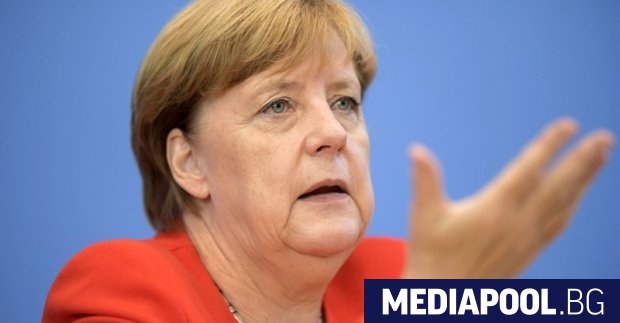 Ангела Меркел Германската канцлерка Ангела Меркел заяви че започва с