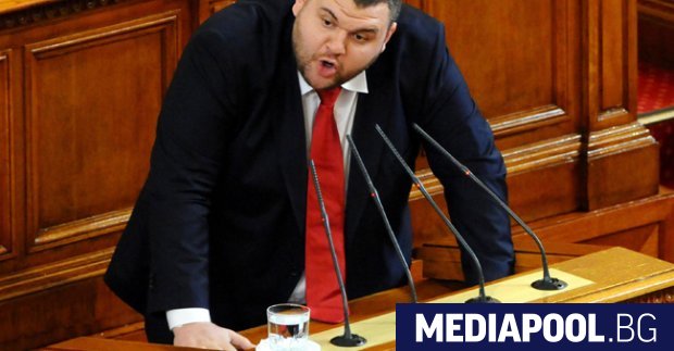 Депутатът от ДПС Делян Пеевски не е олигарх а притежава