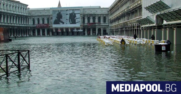 Почти една трета от историческия център на Венеция се оказа