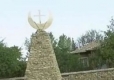 По тъмно събориха паметника на незнайния турски войн в Славяново