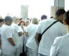 Медици излязоха на протести срещу затварянето на болници