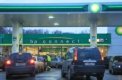 Путиновият таван на цените доведе до бензинова криза в Русия