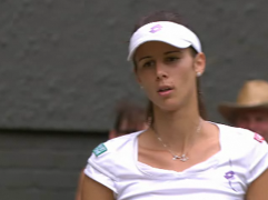 Пиронкова е на четвъртфинал на Уимбълдън