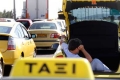 Таксиметрови шофьори блокират пътища в Гърция