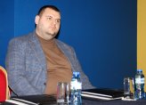 Делян Пеевски е възстановен като следовател без дебати