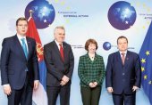 Премиерите на Сърбия и Косово отново се срещат в Брюксел
