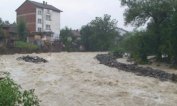 Порои заляха Берковица и села в Монтанско, потопиха улици в Бургас