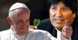 Боливийският президент посрещна папата с прегръдка и листа от кока