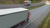 Забрана за камиони да изпреварват на магистрали