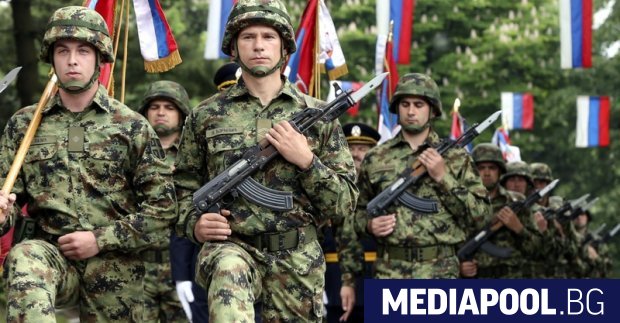 снимка ЕПА/БГНЕС Части на сръбската армия и жандармерията са изпратени