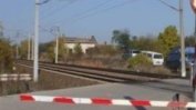 Тир блъсна пет коли на жп прелез в Петрич