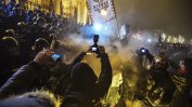 Засилва се съпротивата срещу автократи и популисти, посягащи на правата и свободите