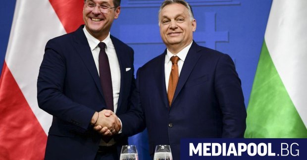 Унгарският премиер национал консерваторът Виктор Орбан обяви че оттегля подкрепата си