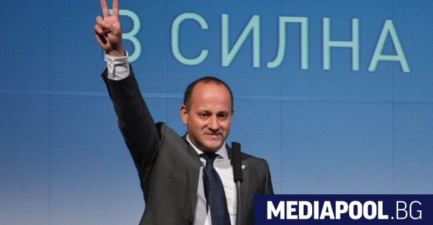 Водачът на евролистата на Демократична България Радан Кънев и вторият