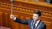Новият президент на Украйна положи клетва и разпусна Върховната рада