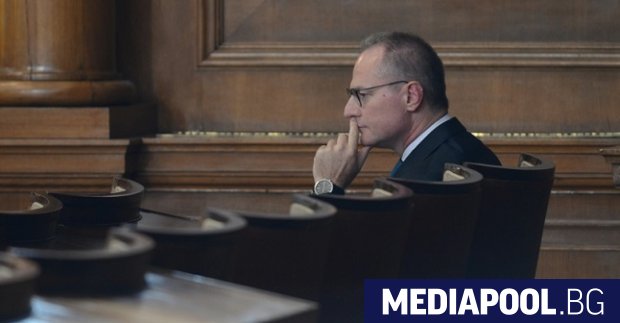 Председателят на Върховния касационен съд ВКС Лозан Панов е поканил
