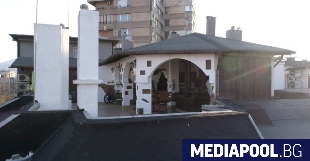 Общинският строителен контрол в София смята че постройките на терасата
