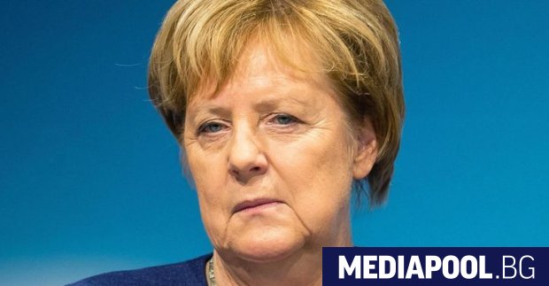 Германският канцлер Ангела Меркел заяви че западните санкции срещу Русия