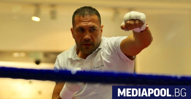 Българският боксьор тежка категория Кубрат Пулев възстанови лиценза си да