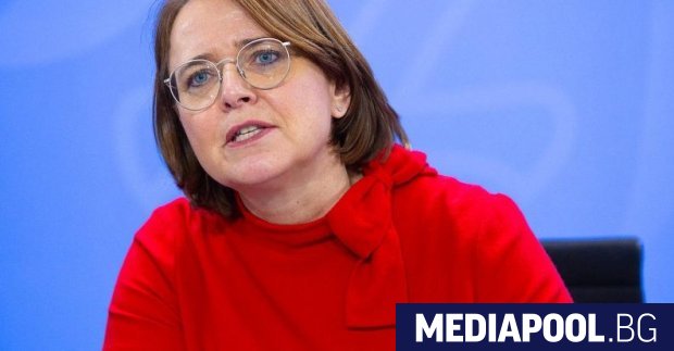 Германският комисар за интеграцията Анете Видман Мауц отхвърли спорно предложение на