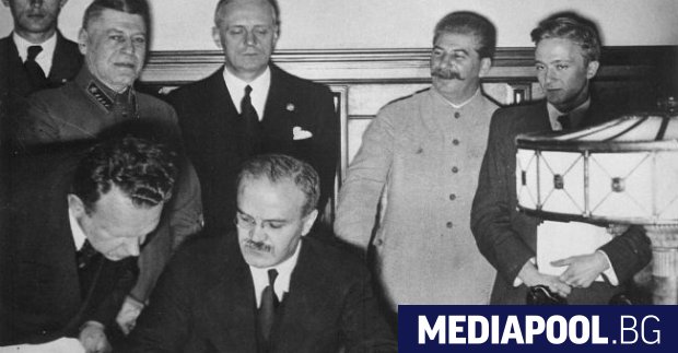 Пактът между нацистка Германия и Съветския съюз за преначертаване на