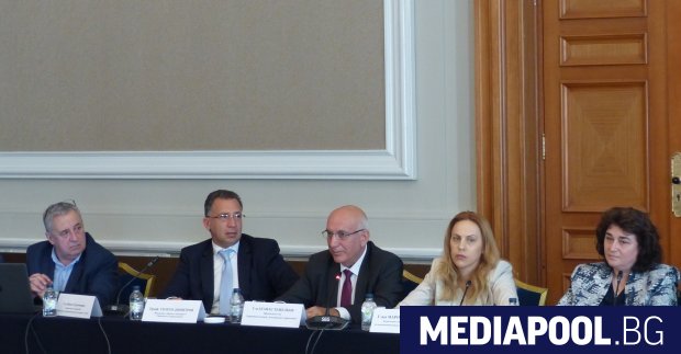 Европейската комисия изпраща експерти в България за да проверят на
