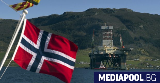 Властите в Норвегия обявиха че удължават временния граничен контрол с
