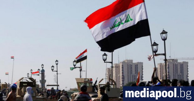 Антиправителствените демонстранти в Южен Ирак са блокирали шосета водещи до