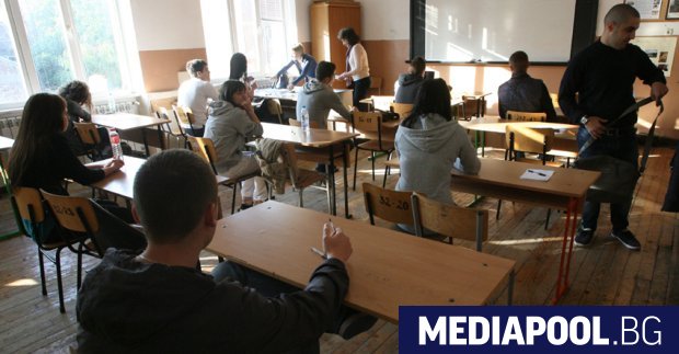 Резултатите на българските деветокласници по четене с разбиране остават стабилно