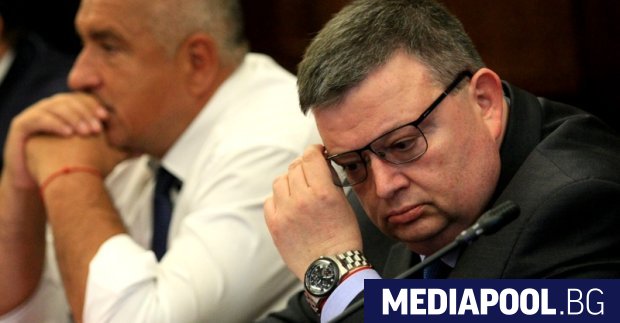 Прехвърлянето на Сотир Цацаров в антикорупционната комисия показва че управлението