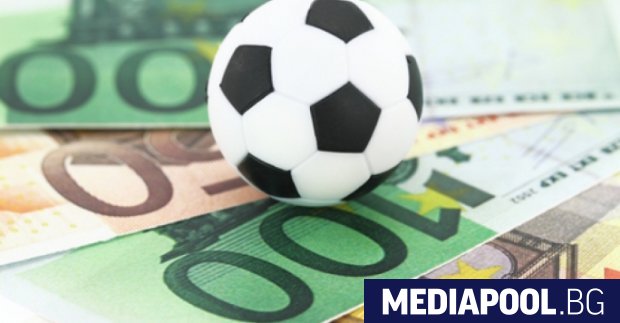 Българският футболен съюз БФС е купувал спортни екипи за деца