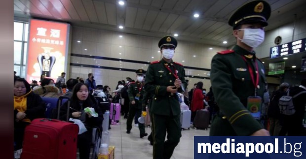 Китайските власти призоваха хората да спрат да пътуват от и