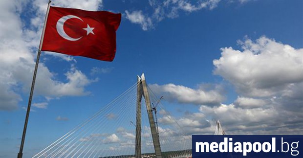 Турция е арестувала 24 души за разпространяване на неоснователна и