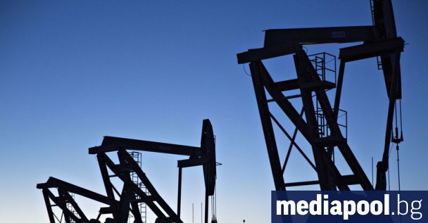 Цените на петрола отново се повишиха в четвъртък в очакване