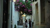 Гърция готви двустранни споразумения за рестартиране на туризма с България и други страни