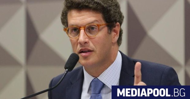 Бразилската прокуратура настоя да бъде уволнен министърът на околната среда