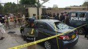 Поне 6-ма убити при нападение на сепаратистка групировка срещу фондова борса в Карачи