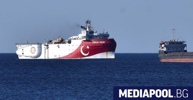 Проучвания на Турция за петрол и газ в спорна зона