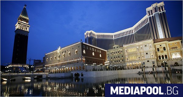 Казината в Макао най големия хазартен център в света са изправени
