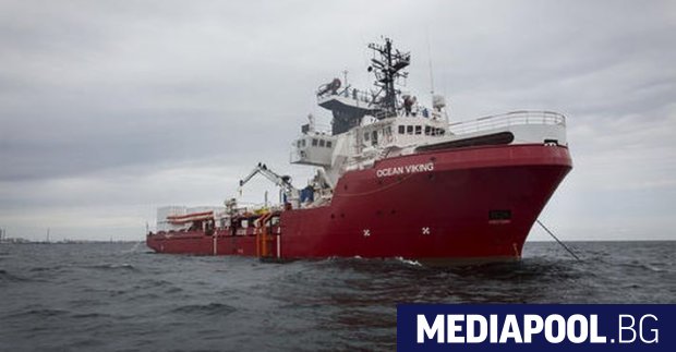 Италианската брегова охрана съобщи, че е конфискувала временно кораба за