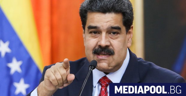 Президентът на Венецуела Николас Мадуро помилва стотина опозиционери, в това