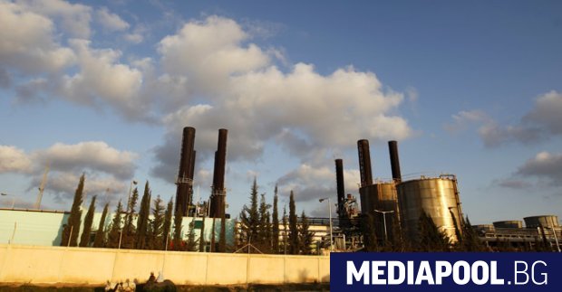 Единствената електроцентрала в ивицата Газа спря да работи във вторник.
