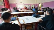 Италия отново отваря училищата след повече от шест месеца