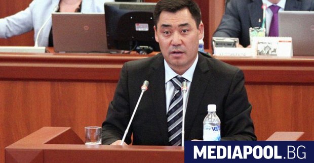 Парламентът на Киргизстан гласува днес за преустановяване на извънредното положение
