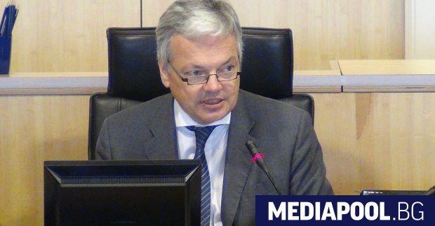 Еврокомисарят по правосъдието Дидие Рейндерс предупреди днес, че Европейската комисия