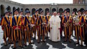 Четирима от швейцарската гвардия във Ватикана са заразени с коронавирус