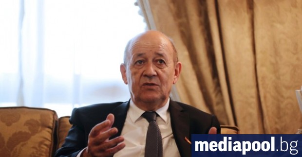 Френският външен министър Жан Ив Льо Дриан обсъди в телефонен разговор