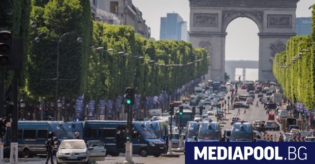 Най известният парижки булевард Шанз Елизе ще бъде преобразен за да
