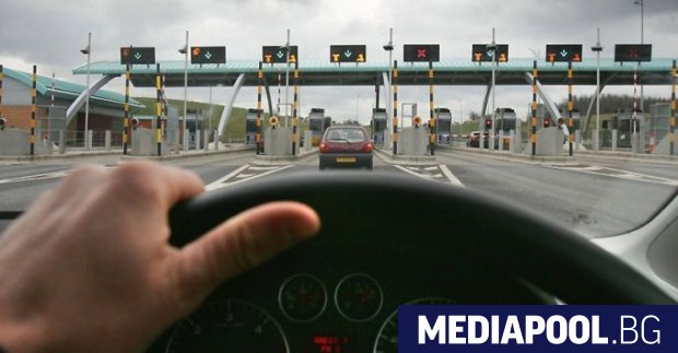 След половин година умуване Агенция Пътна инфраструктура АПИ е подписала нов
